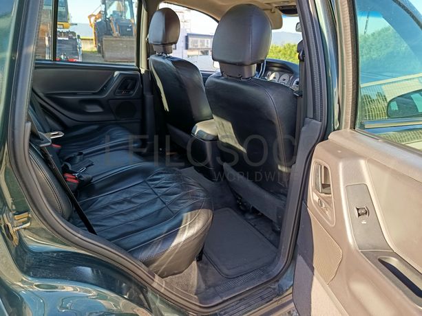 Jeep Grand Cherokee 4x4 · Ano 2001
