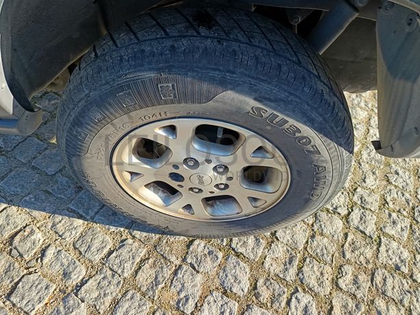 Jeep Grand Cherokee 4x4 · Ano 2001