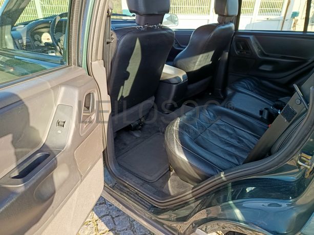 Jeep Grand Cherokee 4x4 · Ano 2001