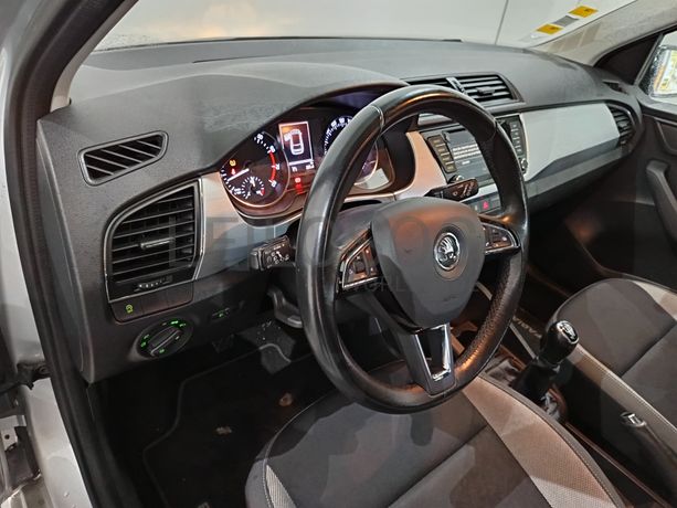 Skoda Fabia · Ano 2016