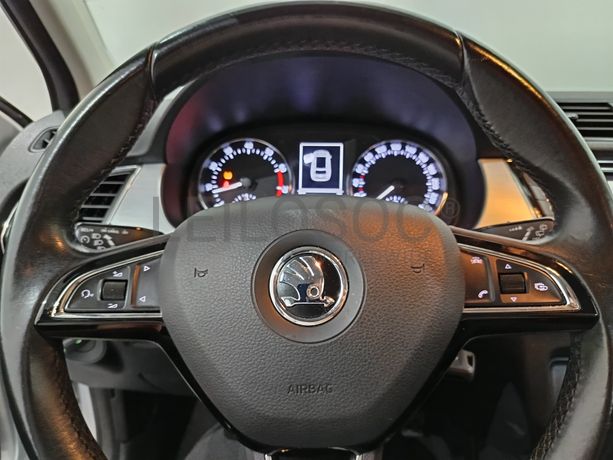 Skoda Fabia · Ano 2016