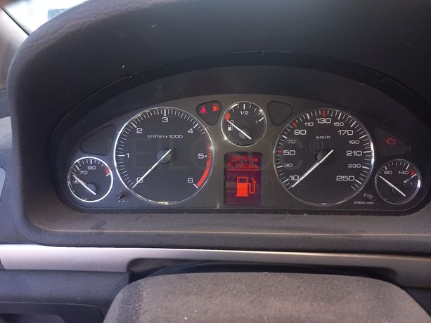 Peugeot 407 SW · Ano 2006