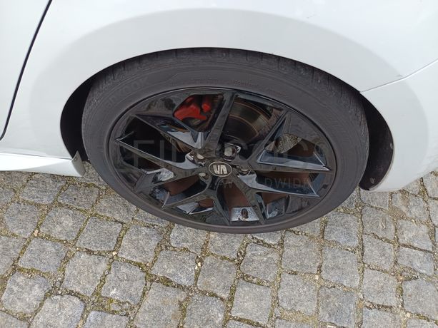 Seat Leon · Ano 2015