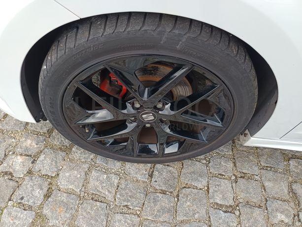 Seat Leon · Ano 2015