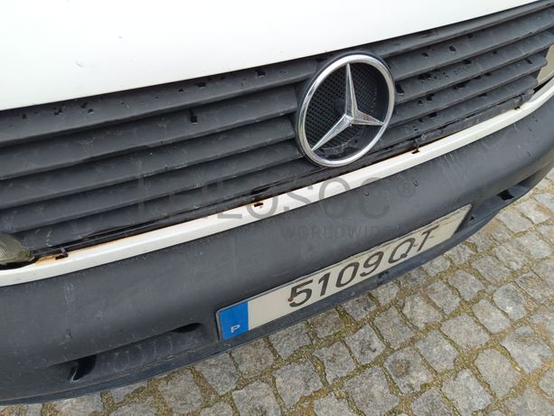 Mercedes-Benz 110 · Ano 2000