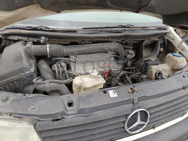 Mercedes-Benz 110 · Ano 2000