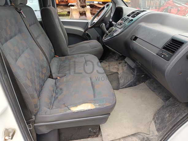 Mercedes-Benz 110 · Ano 2000