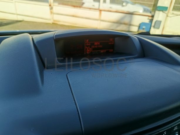 Peugeot Partner · Ano 2012