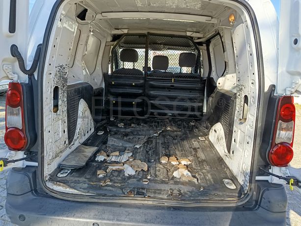 Peugeot Partner · Ano 2012