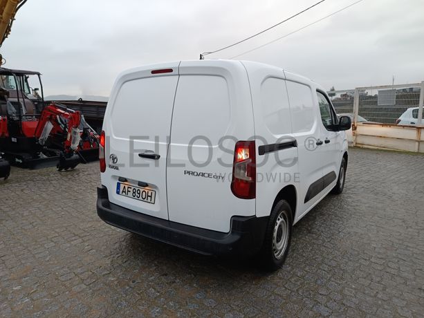 Toyota Proace City · Ano 2021
