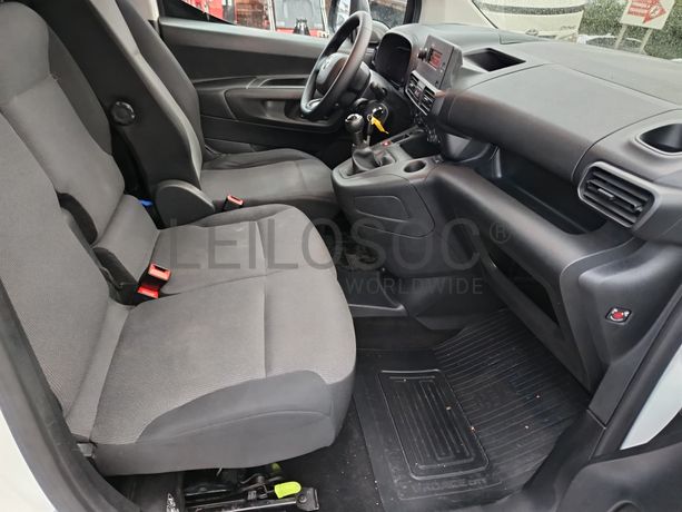 Toyota Proace City · Ano 2021