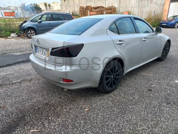 Lexus IS 220 · Ano 2000