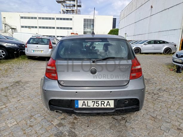 BMW 120d · Ano 2011