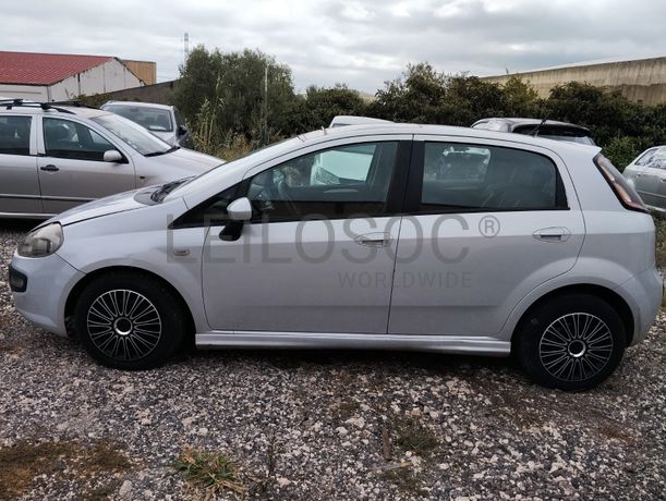 Fiat Punto · Ano 2010