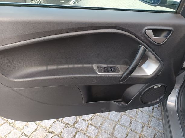 Alfa Romeo Mito · Ano 2011