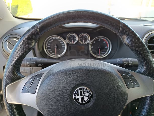 Alfa Romeo Mito · Ano 2011