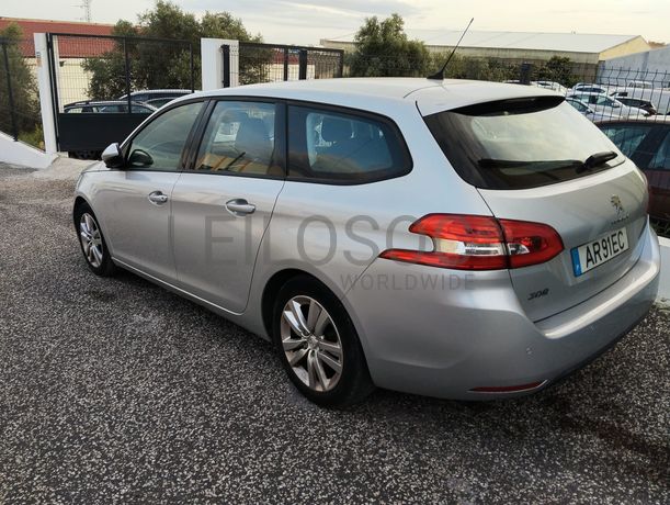 Peugeot 308 · Ano 2017