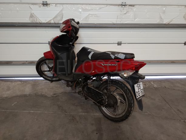 HONDA  Vision NSC 110 · Ano 2013