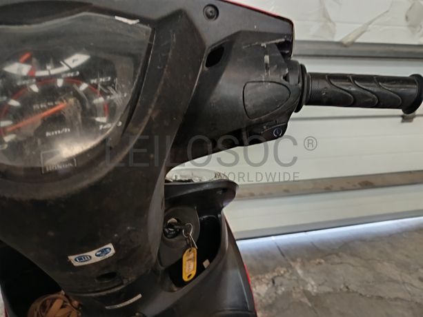 HONDA  Vision NSC 110 · Ano 2013