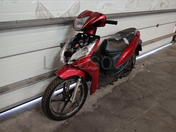 HONDA  Vision NSC 110 · Ano 2013