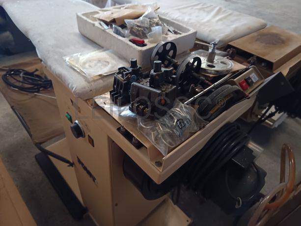 Máquina de Passar a Ferro