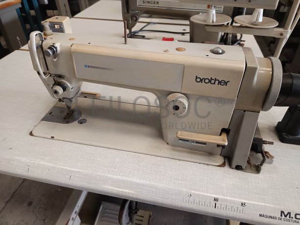 Máquina de Costura