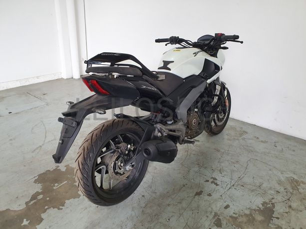 Bajaj Dominar D400 ABS