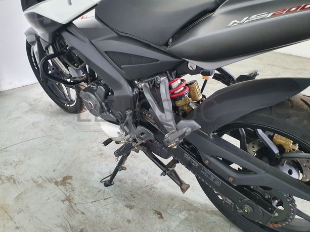 Bajaj Pulsar NS200