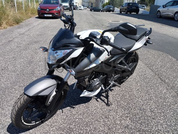 Bajaj Pulsar NS 200 · Ano 2018