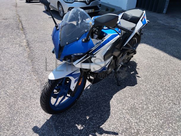 Bajaj Pulsar RS 200 · Ano 2018