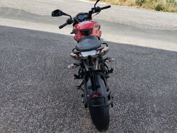 Bajaj Pulsar NS 200