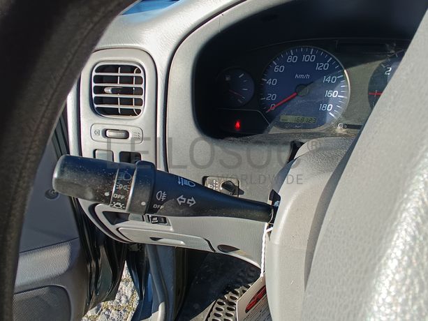 Nissan Pick up · Ano 2003