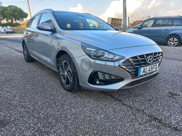 Hyundai i30 · Ano 2021