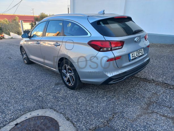 Hyundai i30 · Ano 2021