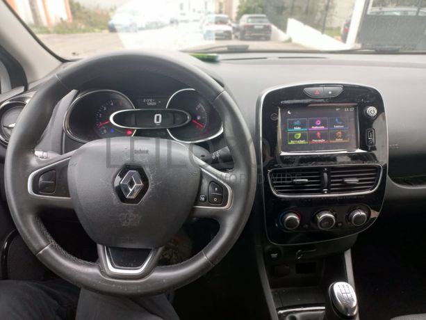 Renault Clio · Ano 2017