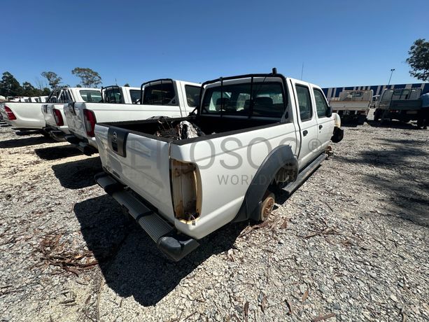 NISSAN HARDBODY 4WD DC