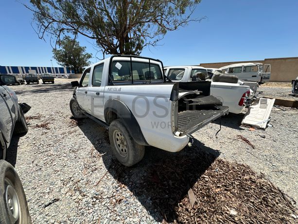 NISSAN HARDBODY 4WD DC