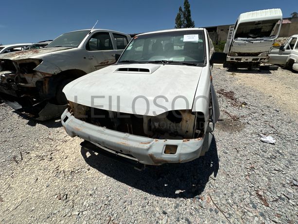 NISSAN HARDBODY 4WD DC