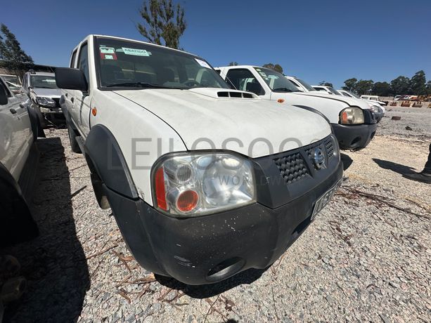 NISSAN HARDBODY 4WD DC