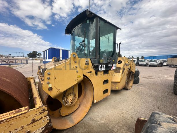 Cilindro Auto Vib. De Rolos CATERPILLAR CB-534D