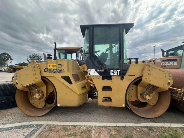 Cilindro Auto Vib. De Rolos CATERPILLAR CB-534D