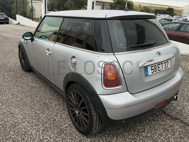 Mini Cooper D · Ano 2007