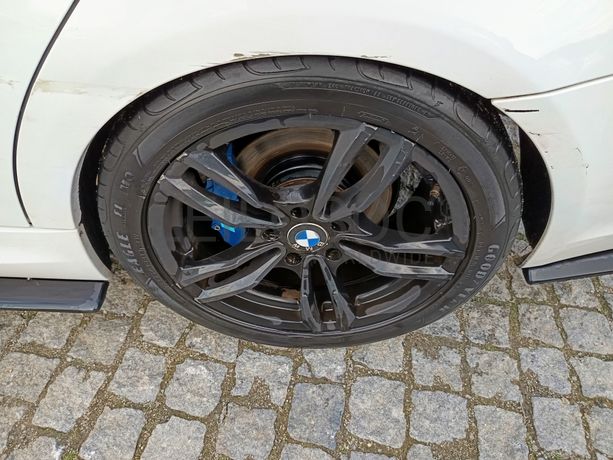 BMW 320D · Ano 2009