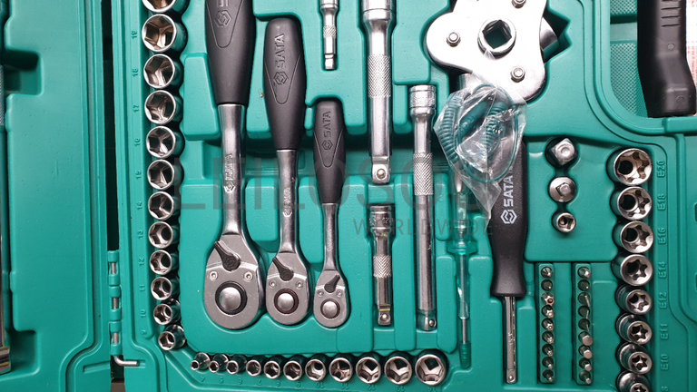 PEÇAS DE FERRAMENTA MÉTRICA COM ACIONAMENTO