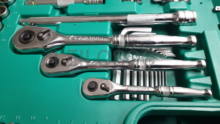 PEÇAS DE FERRAMENTA MÉTRICA