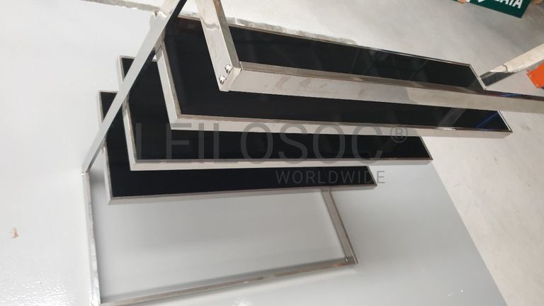 Expositor com 3 prateleiras