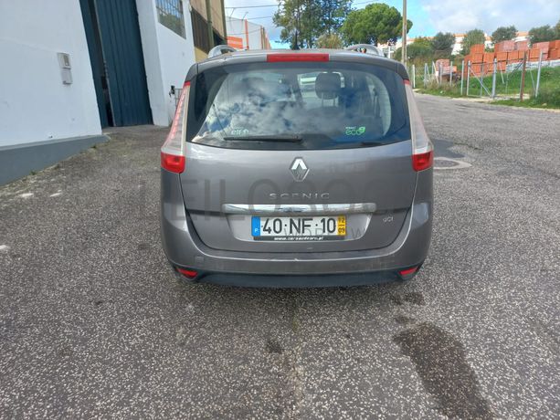 Renault Grand Scénic · Ano 2012 · 7 Lugares