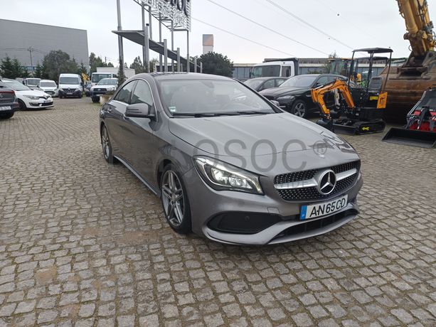 Mercedes-Benz 220 CDI · Ano 2016