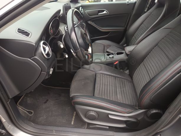 Mercedes-Benz 220 CDI · Ano 2016