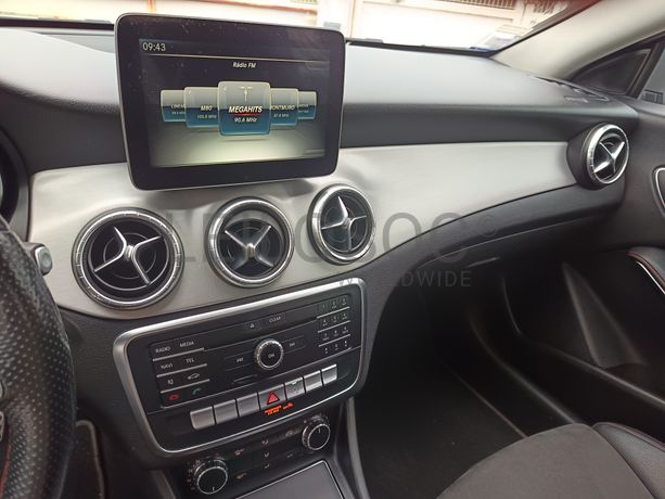 Mercedes-Benz 220 CDI · Ano 2016